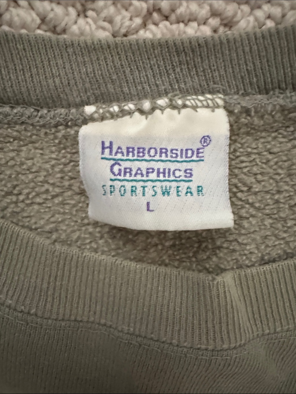 Olive Green Men's Sun Valley Crewneck - Picture 2 of 3